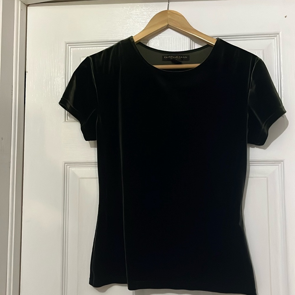 Rich deep green velvet Donna Karan top.  Like new